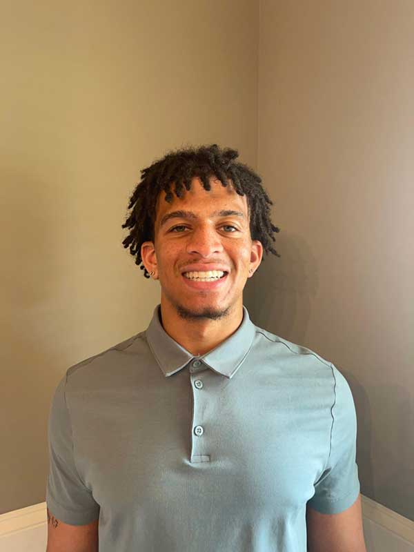 Travis Hollins