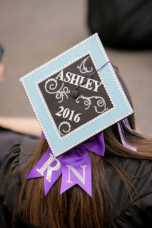 the graduation cap of a nursing student