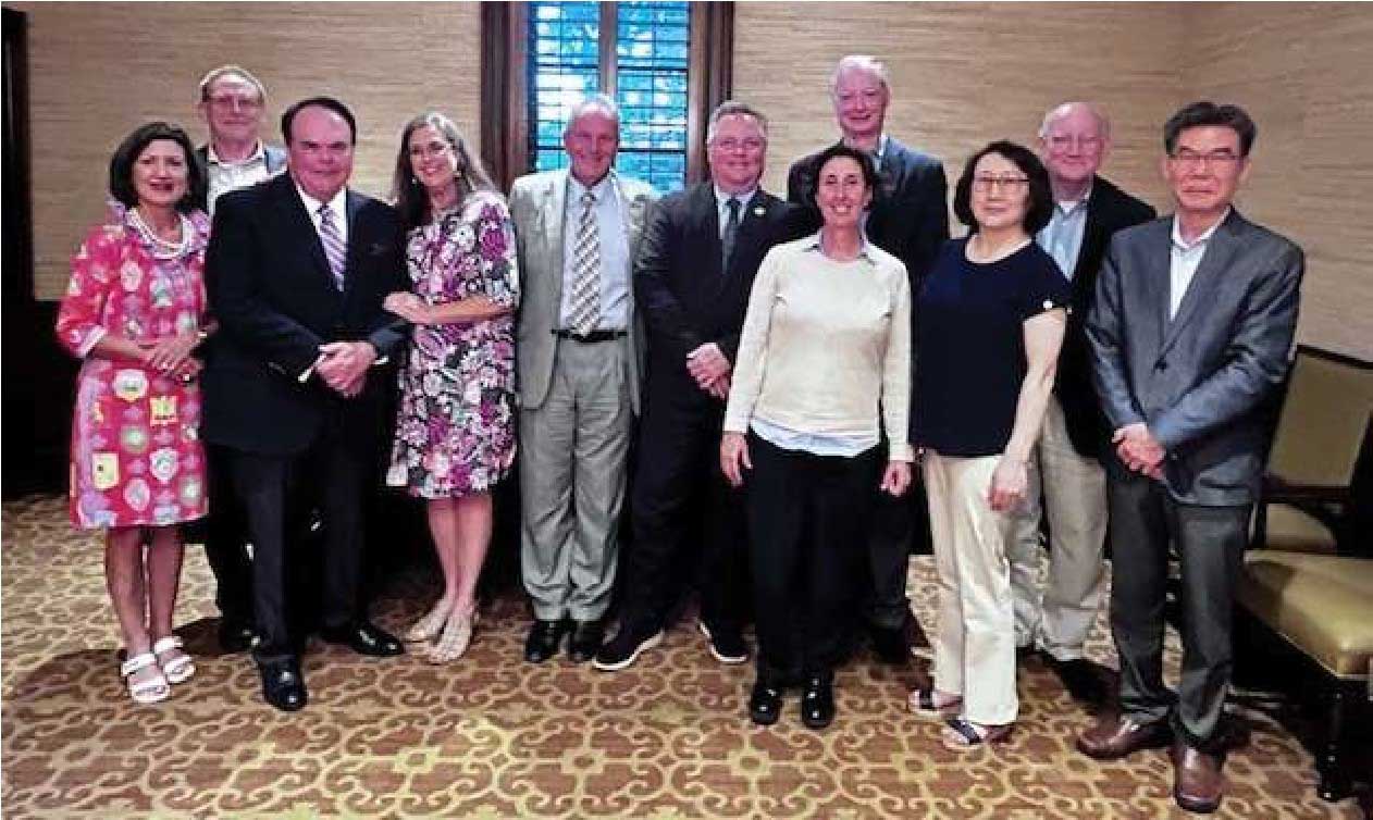 donors group shot